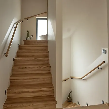 Vinita * Sveti Jurij ob Scavnici