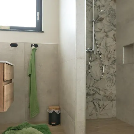 Vinita Villa Sveti Jurij ob Scavnici