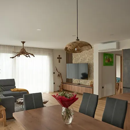 Villa Vinita Sveti Jurij ob Scavnici